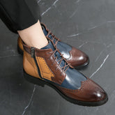 Botas planas con borlas